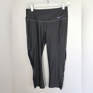 Women's Nike Dri-Fit Capri Running Leggings, Size Small